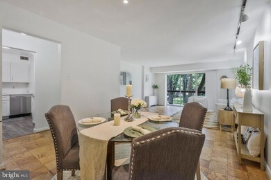 7420 Lakeview Dr, Bethesda, MD 20817 - photo 6