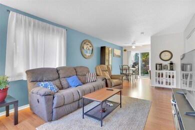 R2 Grandview Dr, South Burlington, VT 05403 - photo 2