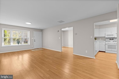 205 Kirby Way unit 205, Mount Laurel, NJ 08054 - photo 4