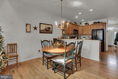 914 Walnut St, New Holland, PA 17557 - photo 5