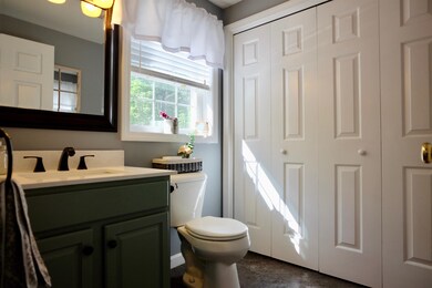 285 Elm St, Concord, NH 03303 - photo 6