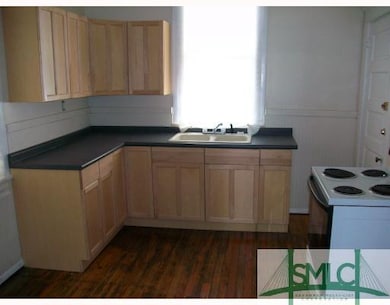 305 W 35th St, Savannah, GA 31401 - photo 5