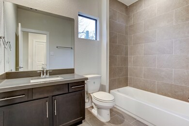 3915 Tulane Oak Dr, Houston, TX 77018 - photo 7