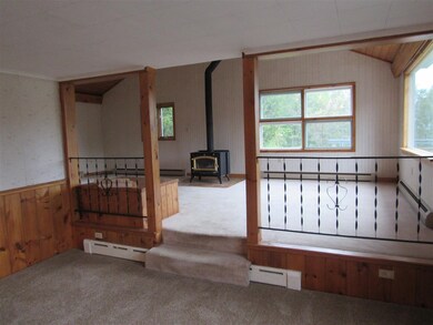 252 Hilltop Rd, Littleton, NH 03561 - photo 7