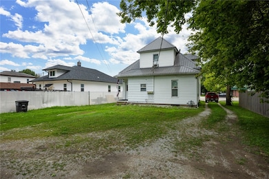 702 W Fayette Ave, Effingham, IL 62401 - photo 6