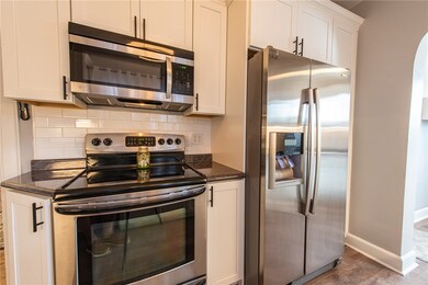 159 Jefferson Ave, Vandergrift, PA 15690 - photo 7