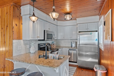 77 E First St, Ocean Isle Beach, NC 28469 - photo 7