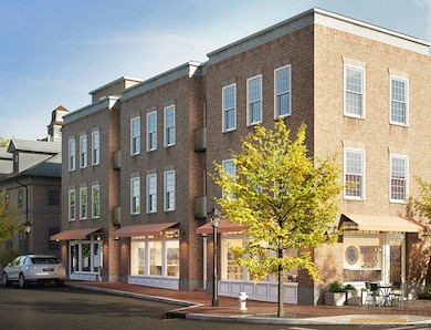 42 Forest St unit A, New Canaan, CT 06840 - photo 2