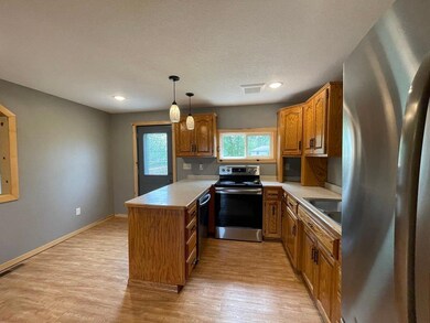 508 5th St W, Park Rapids, MN 56470 - photo 7