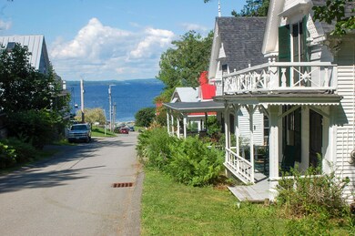 10 Maple View