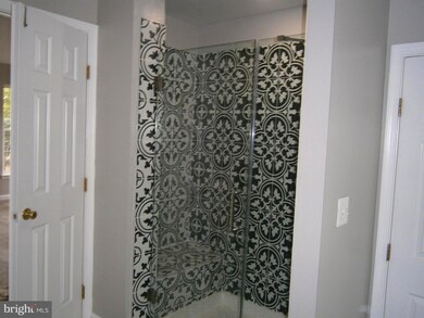 6402 Wood Pointe Dr, Glenn Dale, MD 20769 - photo 7