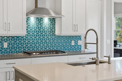 443 Carol St, Charleston, SC 29412 - photo 7