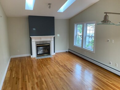 324-326 High St unit 3, Newburyport, MA 01950 - photo 5