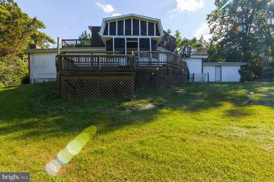 16616 Claggett Landing Rd, Upper Marlboro, MD 20774 - photo 3