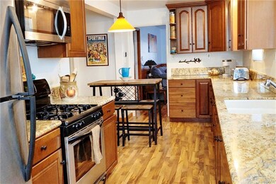 Such a great large kitchen