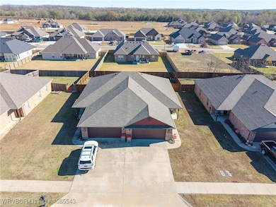 1110 Springhill Rd, Barling, AR 72923 - photo 7