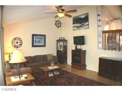 Den/Family/Great Room - New Paint, Flooring, Ceili