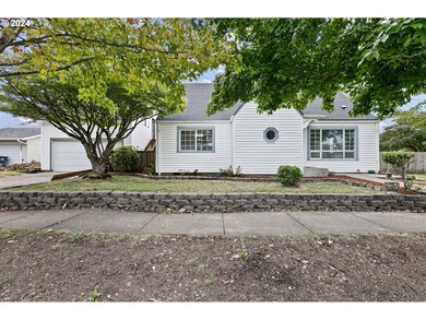 1025 T St, Springfield, OR 97477 - photo 2