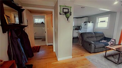 14 Pond Ave unit 2, Newport, RI 02840 - photo 6