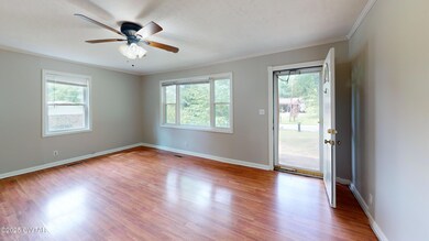 1531-Defoe-St-Living-Room