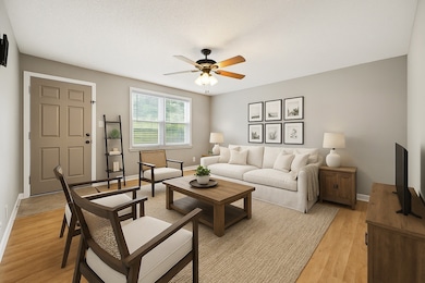 2153 Blakemore Dr, Clarksville, TN 37040 - photo 2