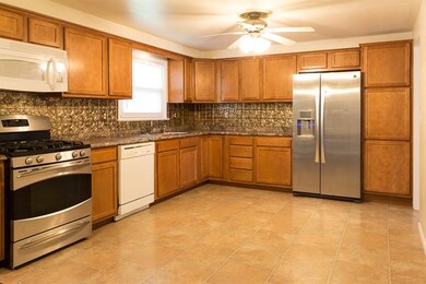 Plenty of room to move around while cooking.