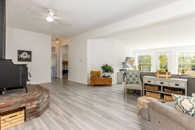 19205 Shoshone Rd, Bend, OR 97702 - photo 6