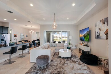 6220 Signature Pointe Ln, Bradenton, FL 34210 - photo 4