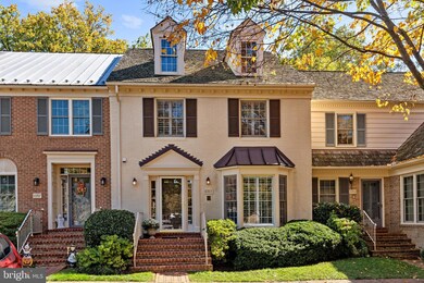 10765 Brewer House Rd, Rockville, MD 20852 - photo 2