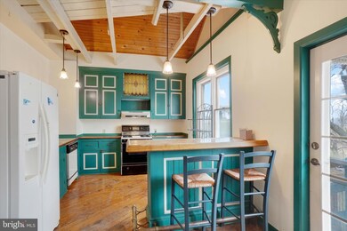 13 S Main St, Seven Valleys, PA 17360 - photo 7