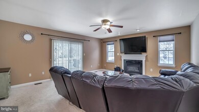 5480 Hunting Horn Dr, Ellicott City, MD 21043 - photo 3