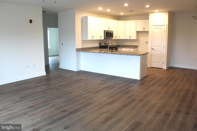 332 Harvin Way unit 332, Brookhaven, PA 19015 - photo 2