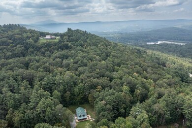 211 Hidden Ln, White River Junction, VT 05001 - photo 2