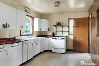 13_Kitchen