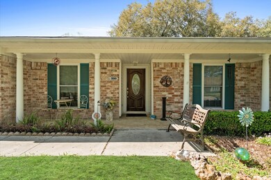 330 Dawn Hill Dr, Friendswood, TX 77546 - photo 2