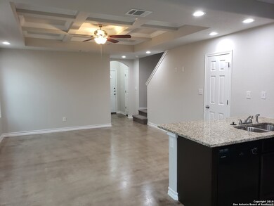 16905 Showdown Path unit 4, Selma, TX 78154 - photo 4