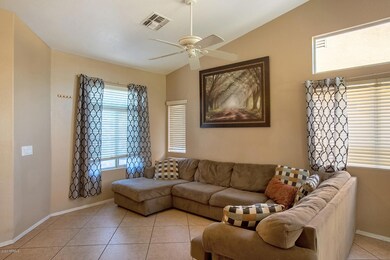 Monte Vista Pic Living Room2