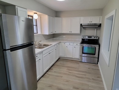 4615 S Calhoun St, Fort Wayne, IN 46807 - photo 4