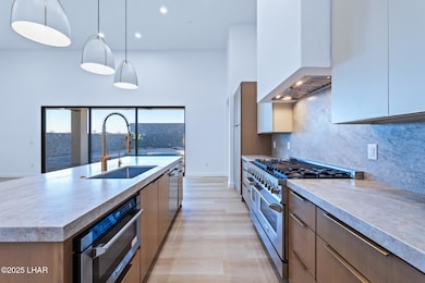 Trinity APX, 9033-15