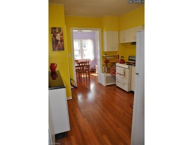 3412 Superior Park Dr, Cleveland Heights, OH 44118 - photo 6