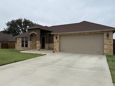 1745 Crooked Creek Dr, Pleasanton, TX 78064 - photo 4