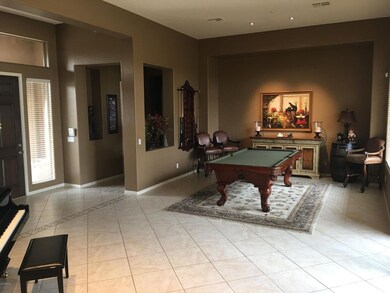 Bright and open multi-purpose entry room
