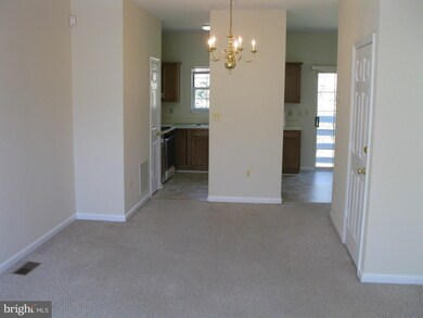 10407 Elders Hollow Dr, Bowie, MD 20721 - photo 2