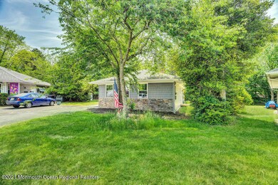 2129 Yorktowne Blvd, Toms River, NJ 08753 - photo 5