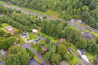 9999 Whippoorwill Way unit 6, Waynesville, NC 28786 - photo 7