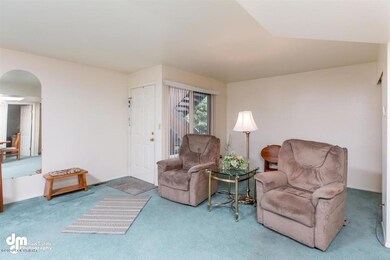 16-Living Room MS_3550