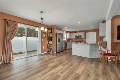 15-B Wildflower Ln, Plymouth, NH 03264 - photo 7