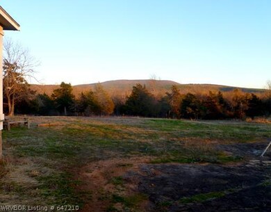 Land.