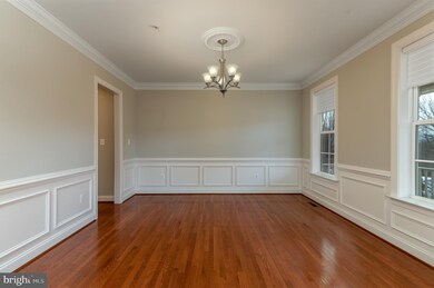 1406 Volunteer Dr, Brunswick, MD 21716 - photo 5