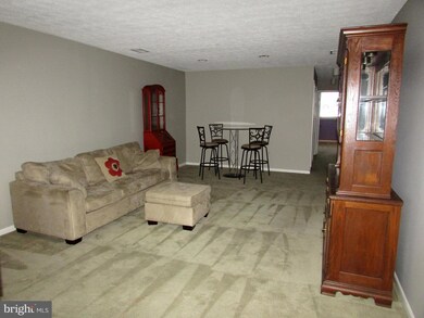 13 Friendswood Ct unit A, Baltimore, MD 21209 - photo 4